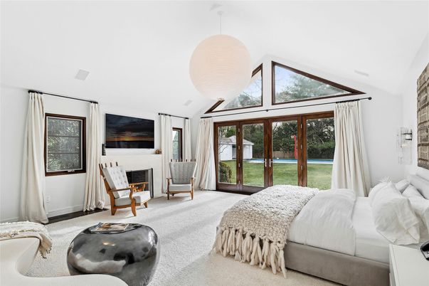 Bedroom, Fireplace, Interior, Pendant Lights