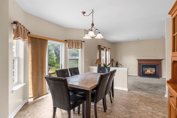 Chandelier, Dining room, Fireplace, Interior, Pendant Lights
