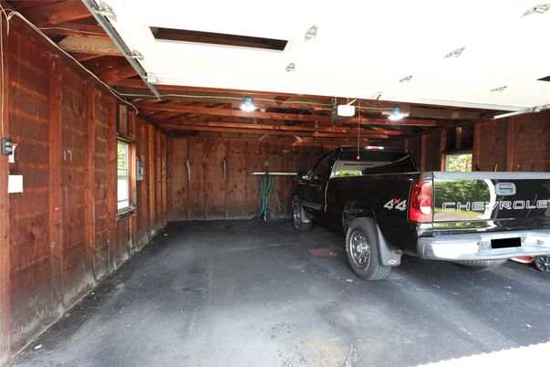 Garage, Interior, Wooden Beams, Wooden Walls