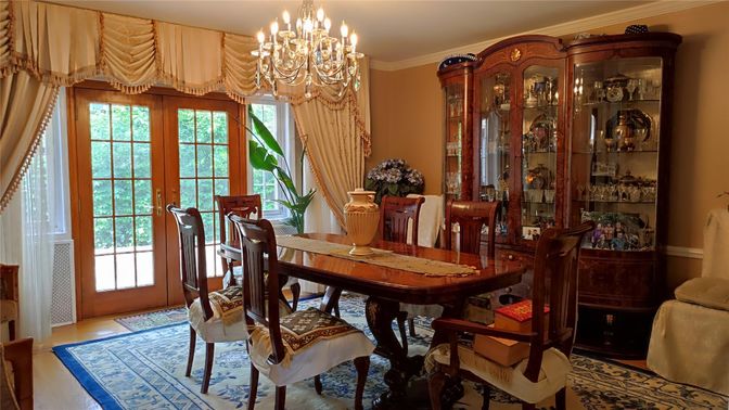 Chandelier, Dining room, Interior
