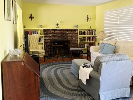 Fireplace, Interior, Living room