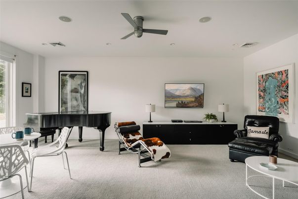 Interior, Piano, Recessed Lighting
