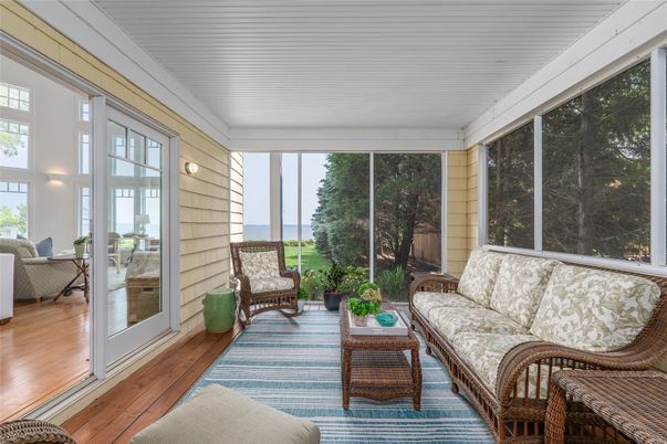 Interior, Living room, Sun Room, Water, Wood Texture Flooring