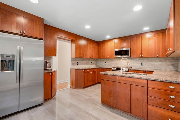 Interior, Kitchen, Recessed Lighting, Wood Texture Flooring