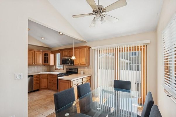 Dining room, Interior, Kitchen, Pendant Lights, Recessed Lighting