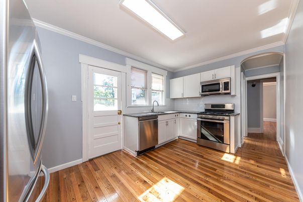 Interior, Kitchen, Stainless Steel Appliances, Wood Texture Flooring