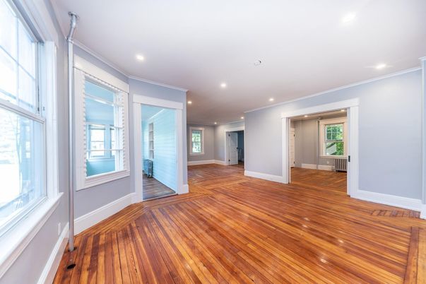 Empty room, Interior, Recessed Lighting, Wood Texture Flooring