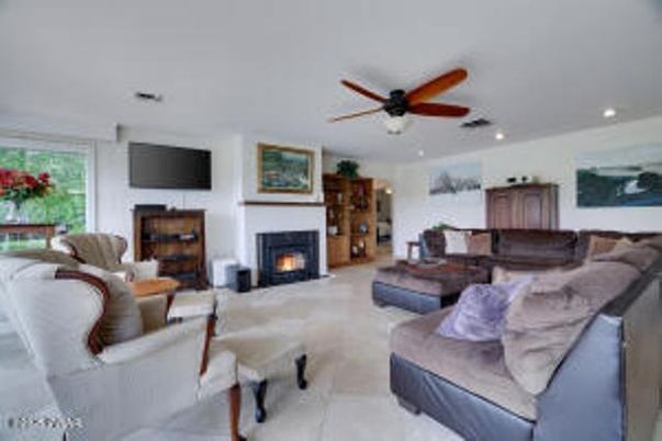 Fireplace, Interior, Living room, Recessed Lighting