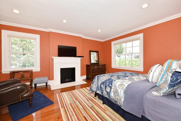 Bedroom, Fireplace, Interior, Recessed Lighting, Wood Texture Flooring