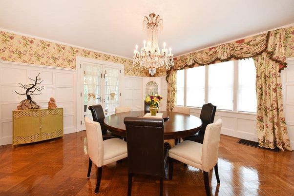 Chandelier, Dining room, Interior, Wood Texture Flooring