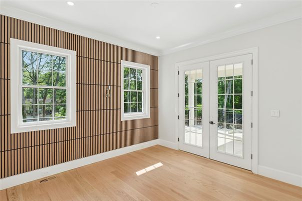 Empty room, Interior, Recessed Lighting, Wood Texture Flooring