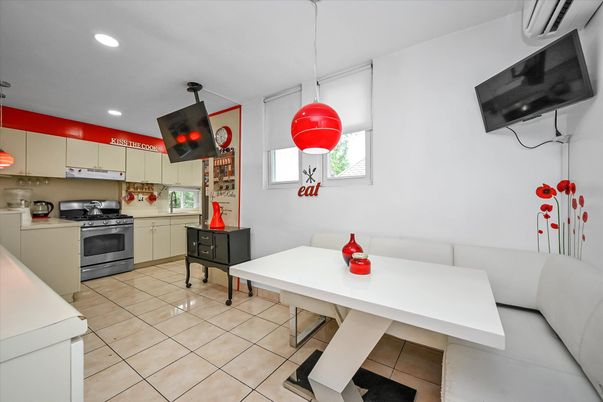 Interior, Kitchen, Pendant Lights, Recessed Lighting