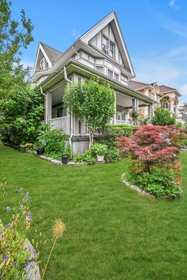Backyard, Exterior, Facade, Queen Anne Victorian