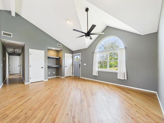 Empty room, Interior, Recessed Lighting, Wood Texture Flooring
