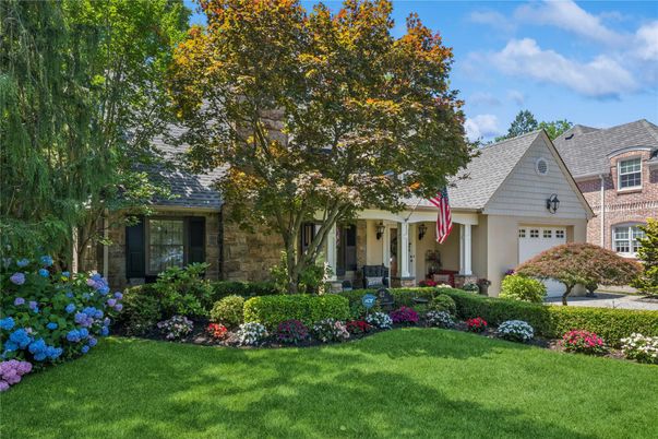 Attached, Backyard, Exterior, Facade, Brick Facade, Queen Anne Victorian