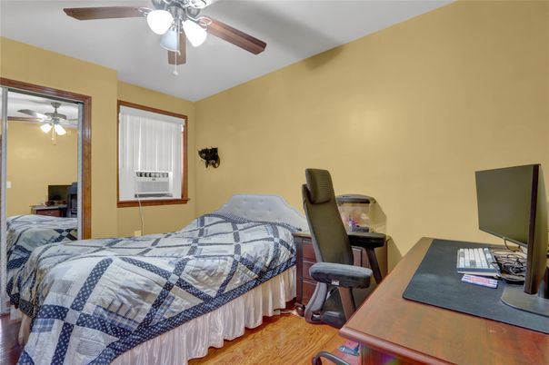 Bedroom, Home Office, Interior, Wood Texture Flooring