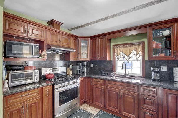 Interior, Kitchen, Stainless Steel Appliances