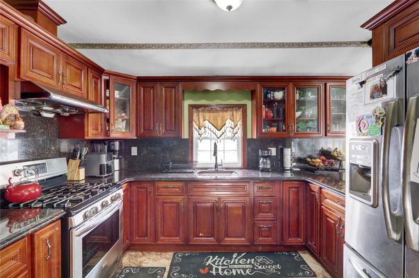 Interior, Kitchen, Stainless Steel Appliances