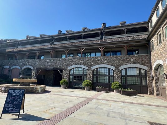 Exterior, Facade, Brick Facade, Mediterranean