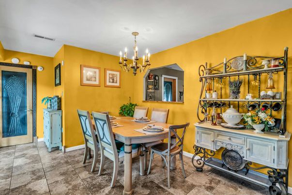 Chandelier, Dining room, Interior