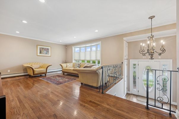 Chandelier, Interior, Living room, Recessed Lighting, Wood Texture Flooring