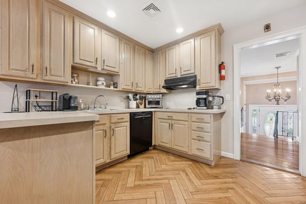 Chandelier, Interior, Kitchen, Recessed Lighting, Wood Texture Flooring
