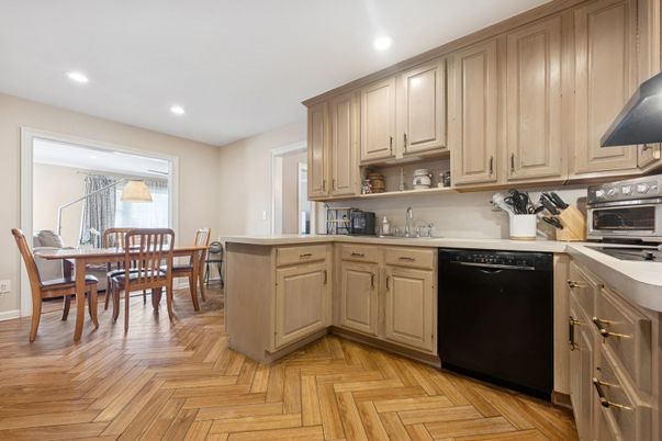 Dining room, Interior, Kitchen, Recessed Lighting, Stainless Steel Appliances, Wood Texture Flooring