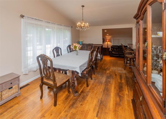 Chandelier, Dining room, Interior, Living room, Recessed Lighting, Wood Texture Flooring