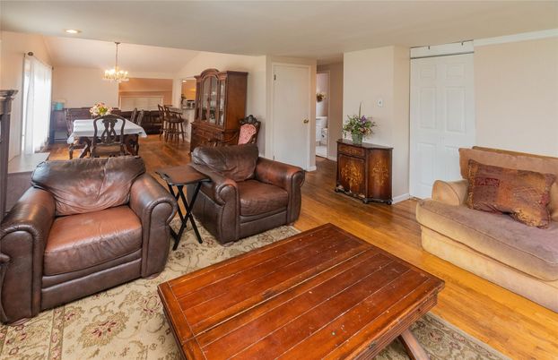 Chandelier, Dining room, Interior, Living room, Recessed Lighting, Wood Texture Flooring