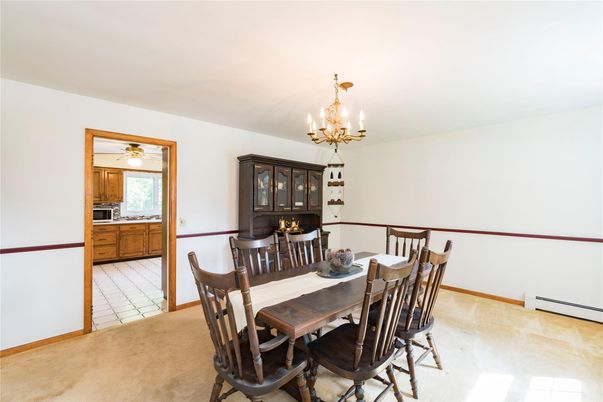 Chandelier, Dining room, Interior, Kitchen