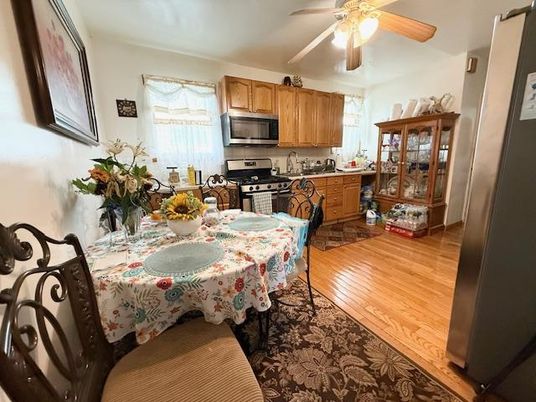 Dining room, Interior, Kitchen, Stainless Steel Appliances, Wood Texture Flooring