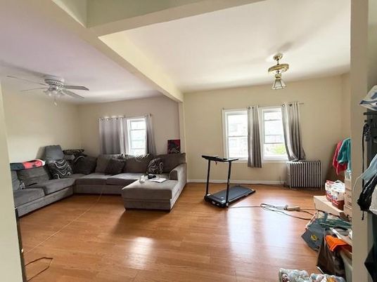 Interior, Living room, Pendant Lights, Wood Texture Flooring
