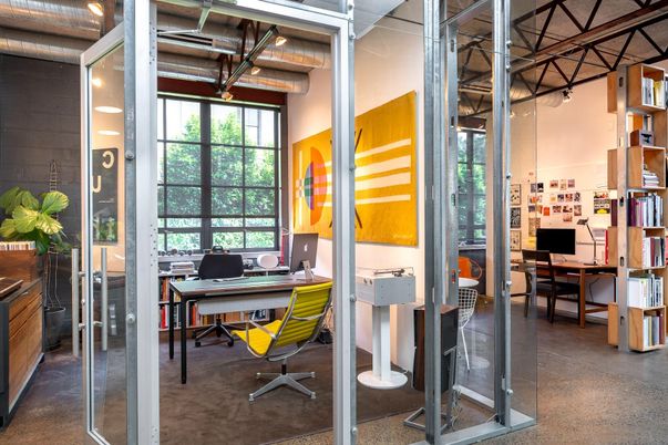 Home Office, Interior