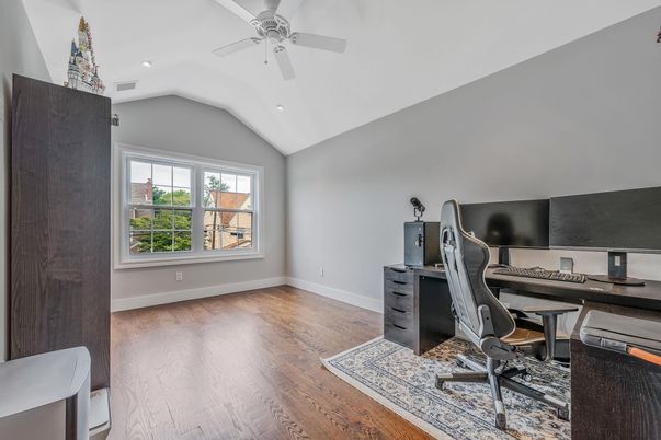 Home Office, Interior, Recessed Lighting, Wood Texture Flooring