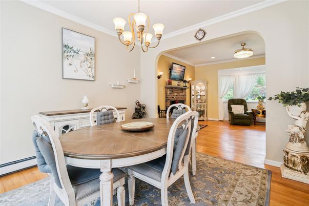 Chandelier, Dining room, Interior, Recessed Lighting, Wood Texture Flooring