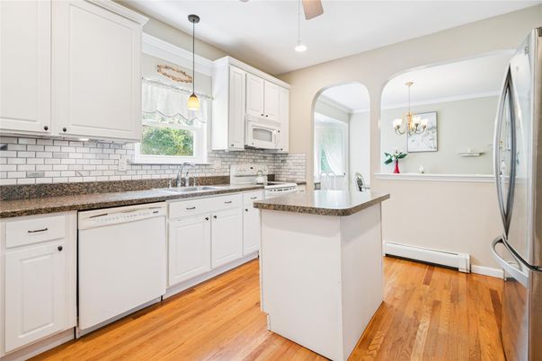 Chandelier, Interior, Kitchen, Pendant Lights, Recessed Lighting, Wood Texture Flooring