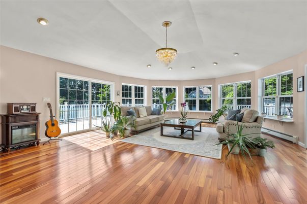 Chandelier, Interior, Living room, Piano, Recessed Lighting, Wood Texture Flooring