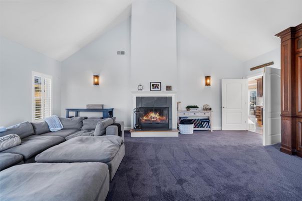 Fireplace, Interior, Living room