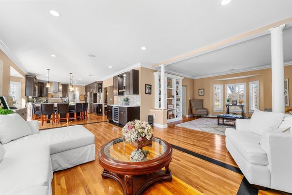 Dining room, Interior, Kitchen, Living room, Pendant Lights, Recessed Lighting, Stainless Steel Appliances, Wood Texture Flooring
