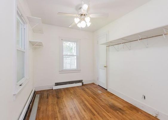 Empty room, Interior, Walk-in Closets, Wood Texture Flooring