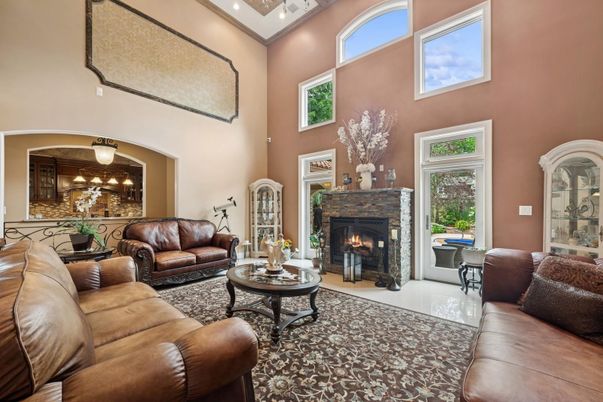 Fireplace, Interior, Living room