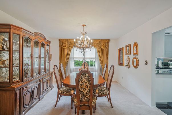 Chandelier, Dining room, Interior