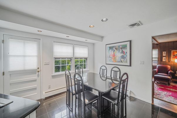 Dining room, Interior, Recessed Lighting