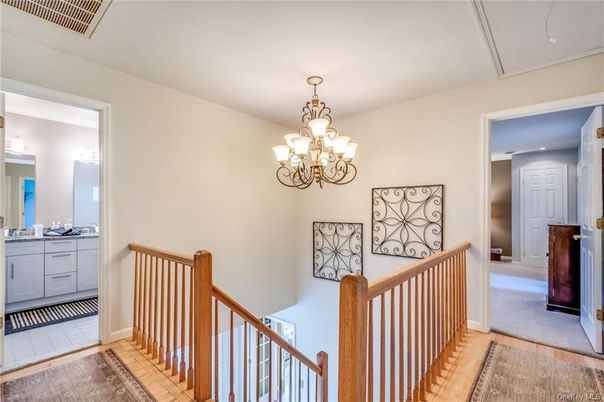Chandelier, Interior
