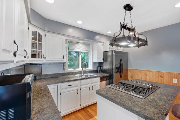 Interior, Kitchen, Pendant Lights, Recessed Lighting, Wood Texture Flooring