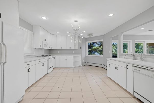 Interior, Kitchen, Pendant Lights, Recessed Lighting