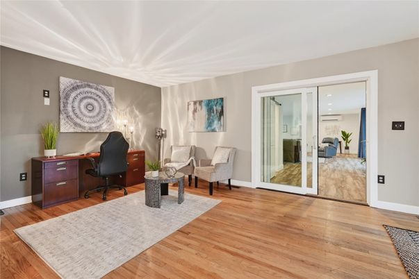 Home Office, Interior, Recessed Lighting, Wood Texture Flooring