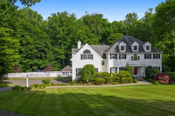 Backyard, Exterior, Facade, Farmhouse