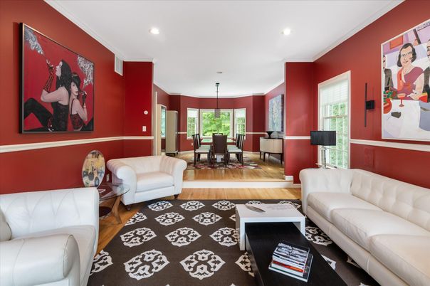 Dining room, Interior, Living room, Pendant Lights, Recessed Lighting, Wood Texture Flooring
