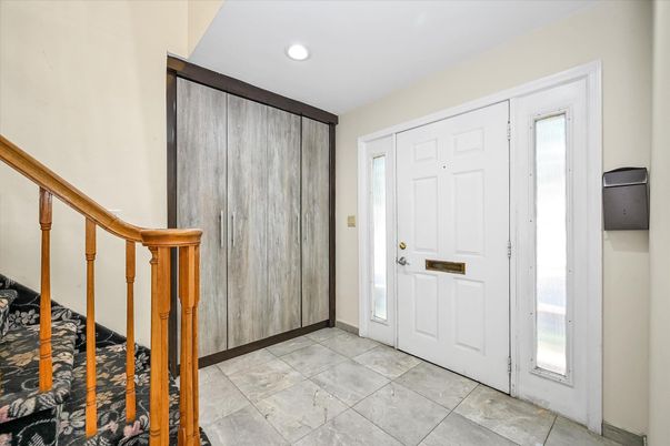 Interior, Recessed Lighting